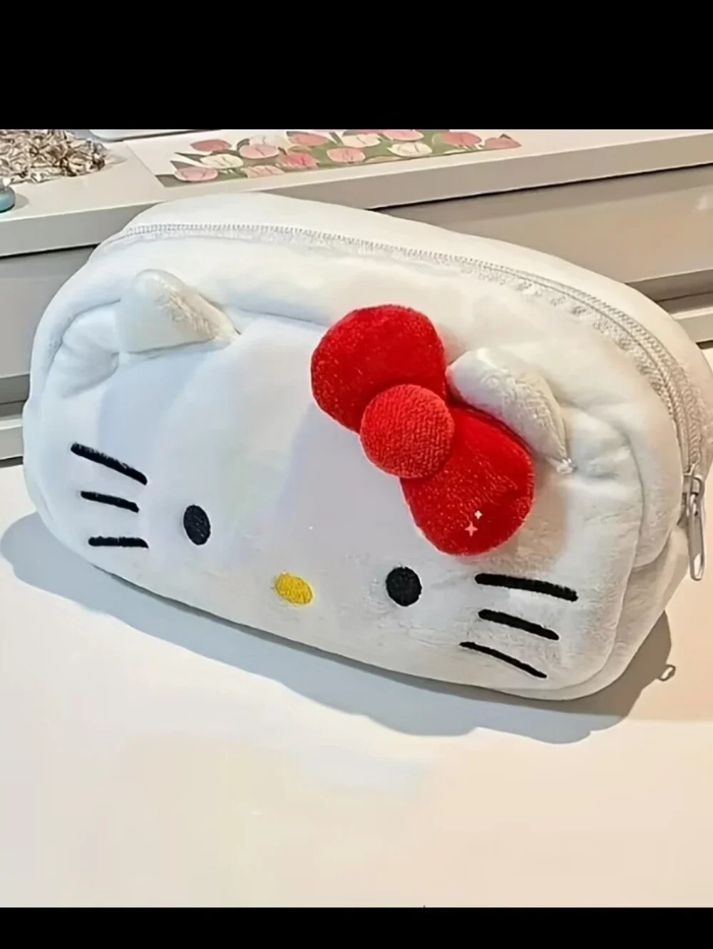 Hello Kitty Cosmetic Bag White